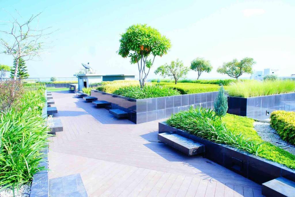 The Astra Suits Family Apartemen