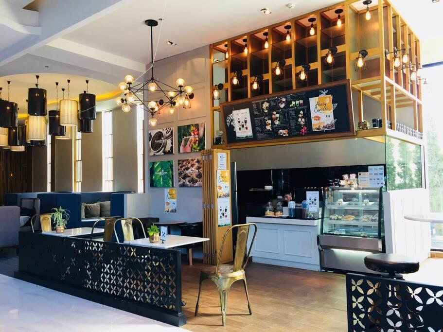 The Astra Suits Family Apartemen
